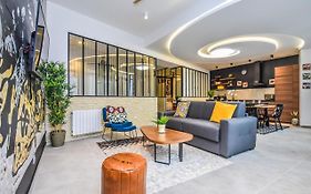 Spacious Apartment - 4Br-10P - Butte-Aux-Cailles